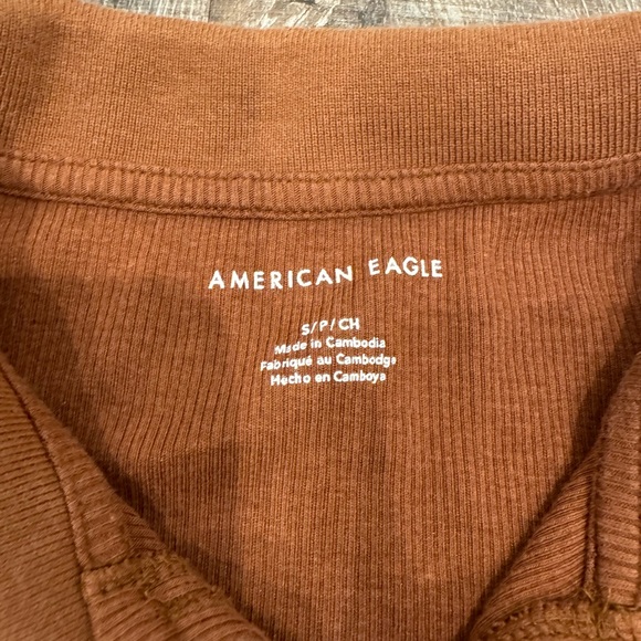 American Eagle Button Up Shirt Size Small - Picture 2 of 4